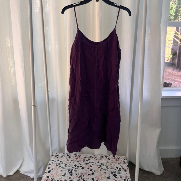 Purple knee length dress - Picture 4 of 7